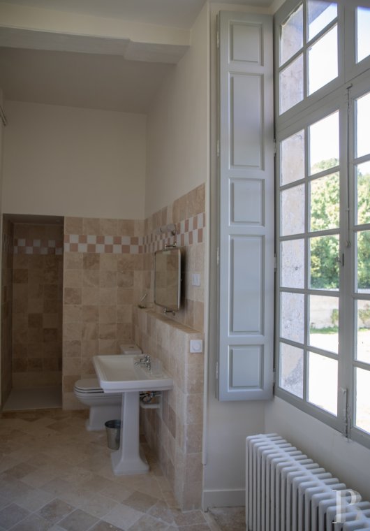 A château and its outbuildings in walled grounds to the north-east of Falaise, in Calvados - photo  n°32